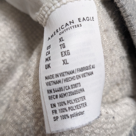 American Eagle Outfitters White Sherpa Half Zip Sweater - Picture 7 of 13